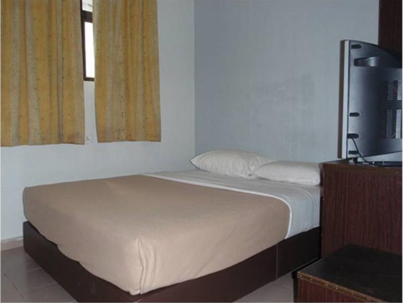 Tiong Nam Hotel Pasir Gudang Extérieur photo